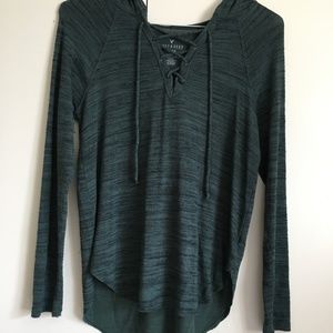 American Eagle Green Sweatshirt